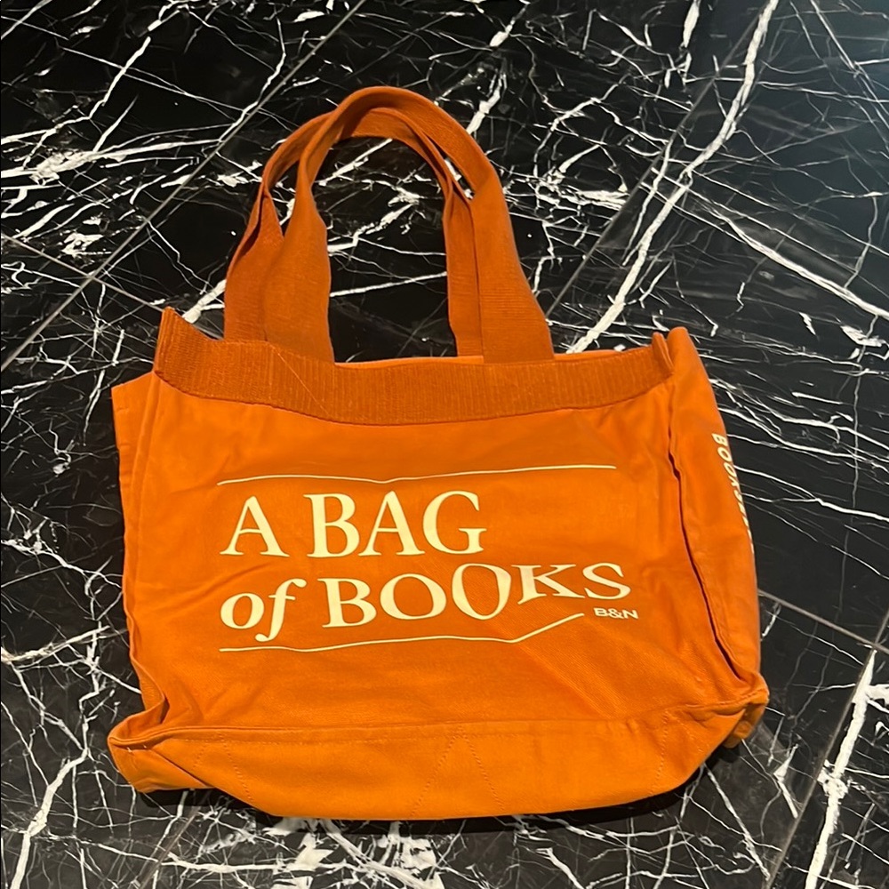 Barnes& Noble New York only Orange Tote Bag New limited edition NYC only no tag